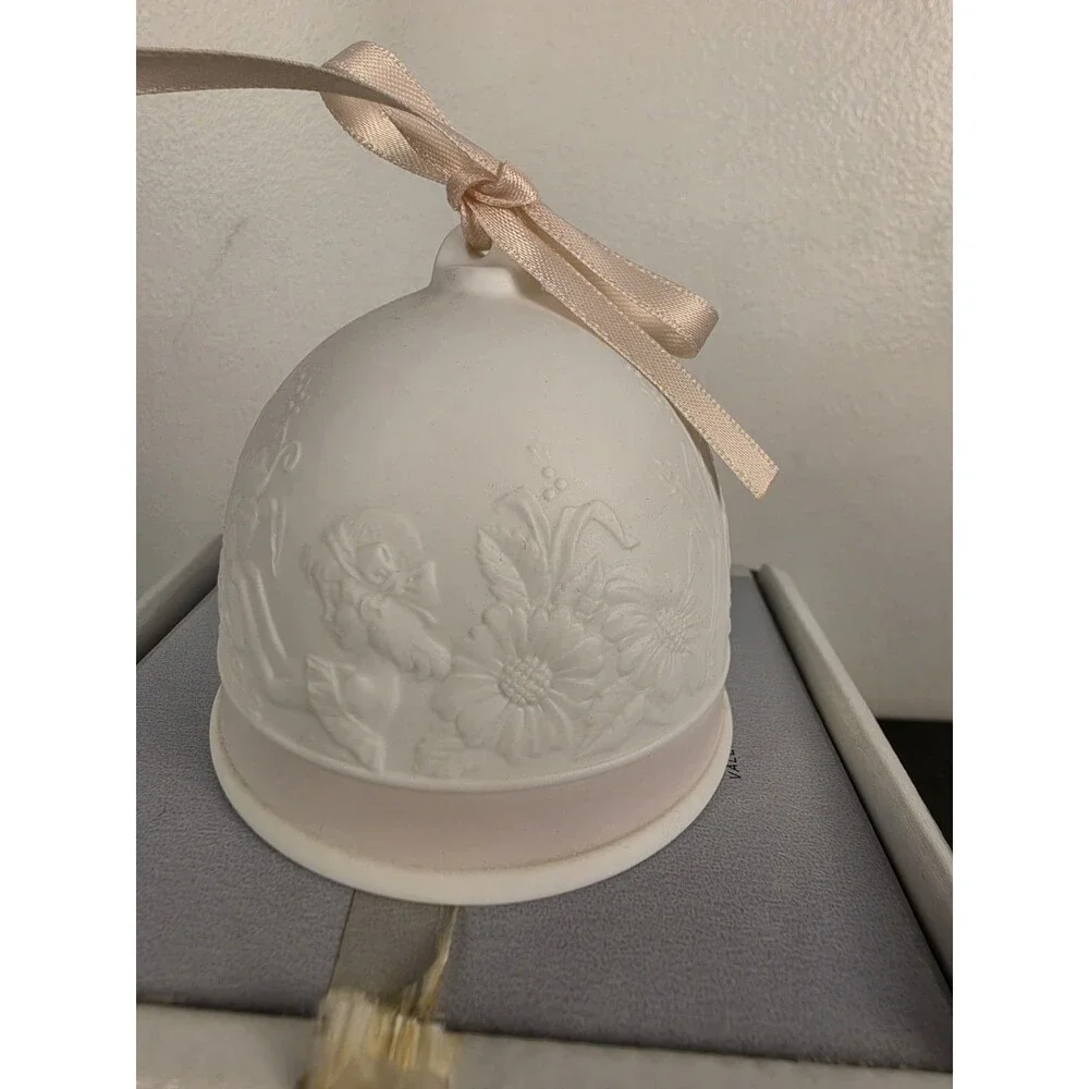 Lladro Figurine: 7613 Spring Bell (1991)
